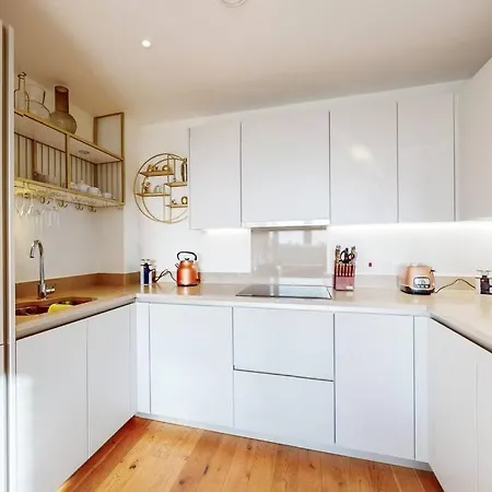 Exquisite 1-Bedroom Flat In North Kensington Londra Esterno foto